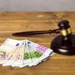 Gambling: pay banks back? 8