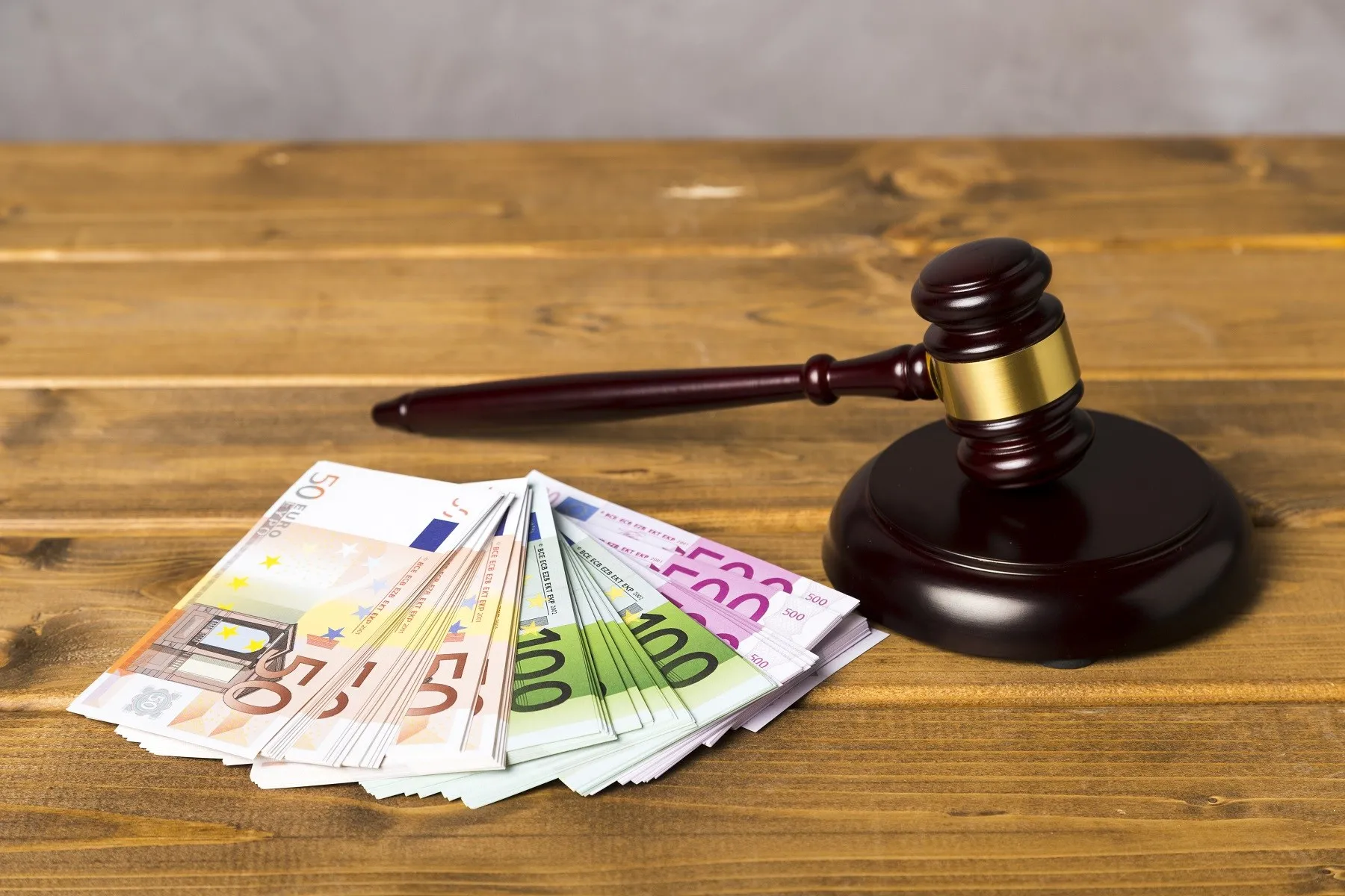 Gambling: pay banks back? 2
